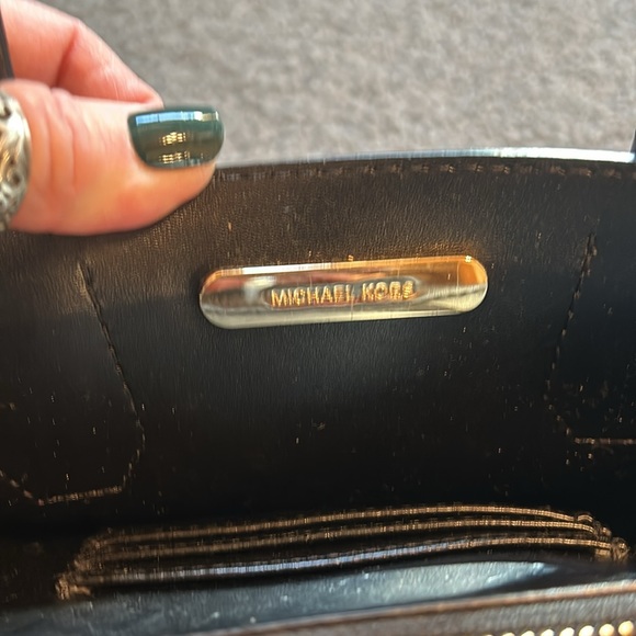 Michael Kors, small purse - Picture 7 of 10